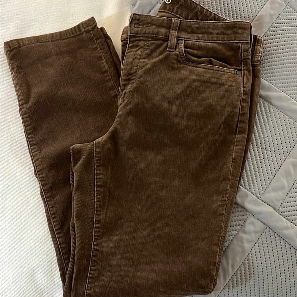 Lands' End Mid Rise Straight Brown Corduroy’s 98% cotton generous size 10